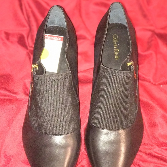 Black Leather Heeled Booties - Picture 2 of 6